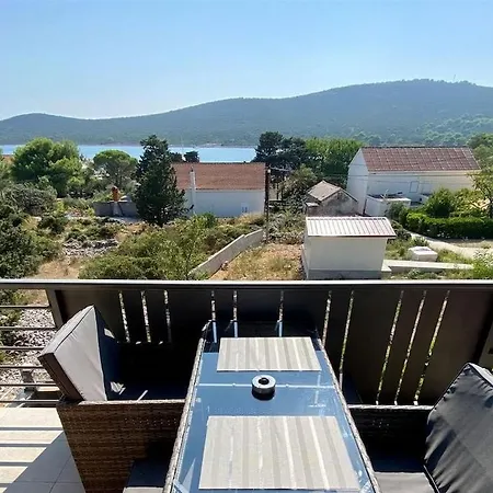 Apartamento By The Sea - 22436 *