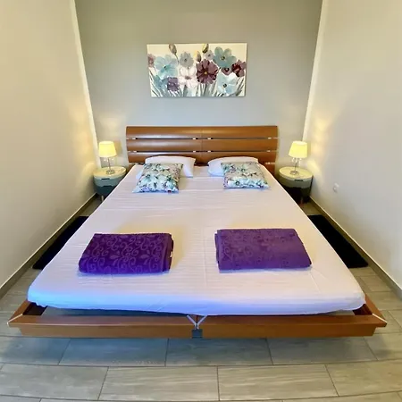 By The Sea - 22436 Apartamento